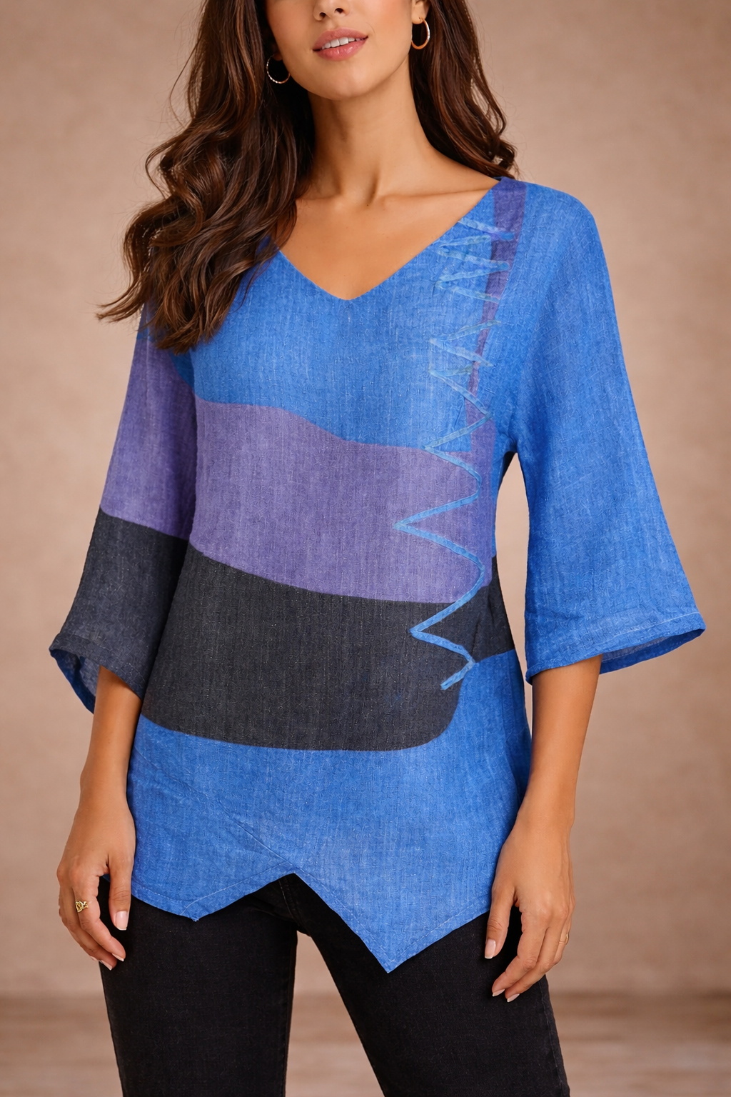 Blusa Mujer Oversize con Diseño Moderno