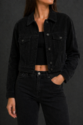 Chaqueta corta de pana con botones