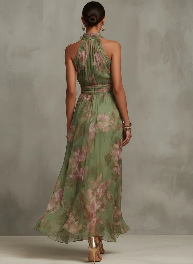 Elegante vestido de verano con estampado floral